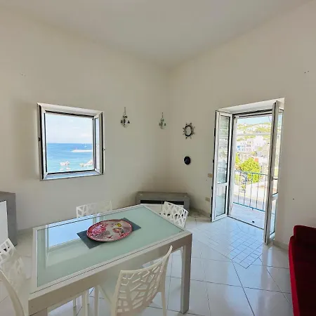 Casa Silvia - Immobilevante * Ponza